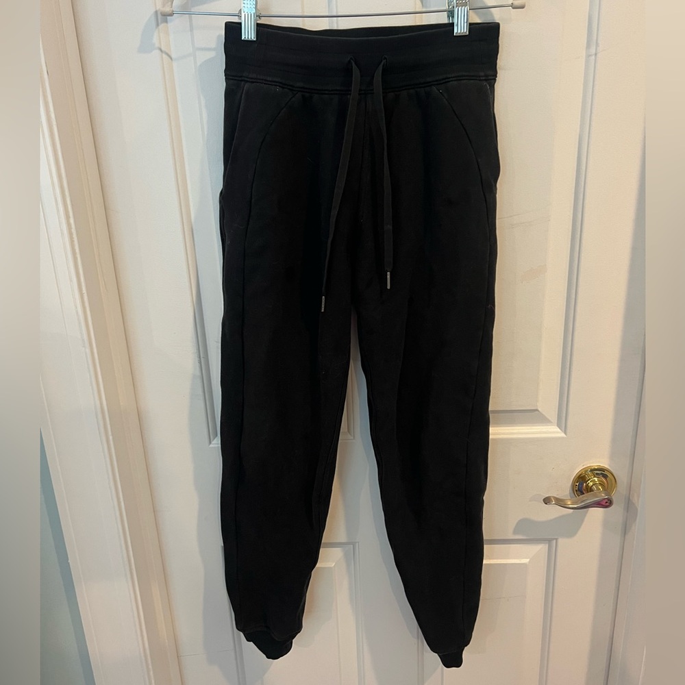 Lululemon Scuba sweatpants